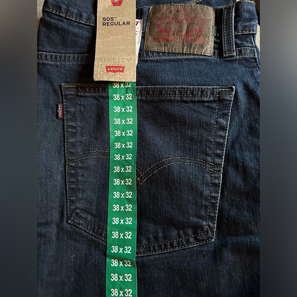 Levi’s 505 Regular Fit Jeans - Picture 2 of 10